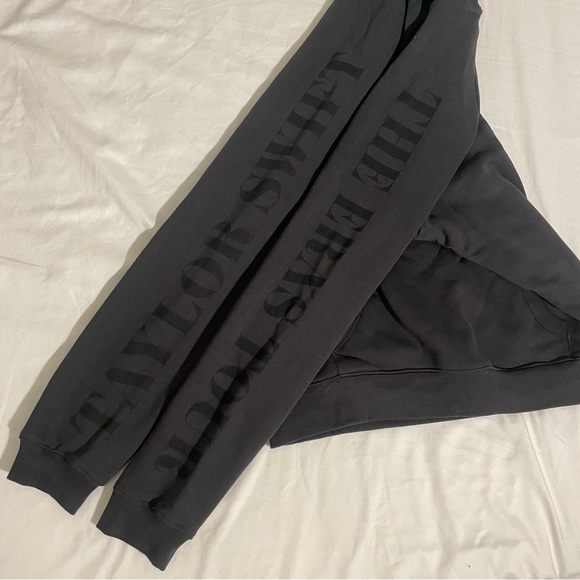 Taylor Swift Eras Tour Black Hoodie Pullover Sweatshirt - Large - Picture 9 of 16